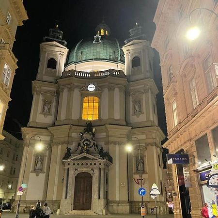 St Stephen'S Apartment Wien Eksteriør billede