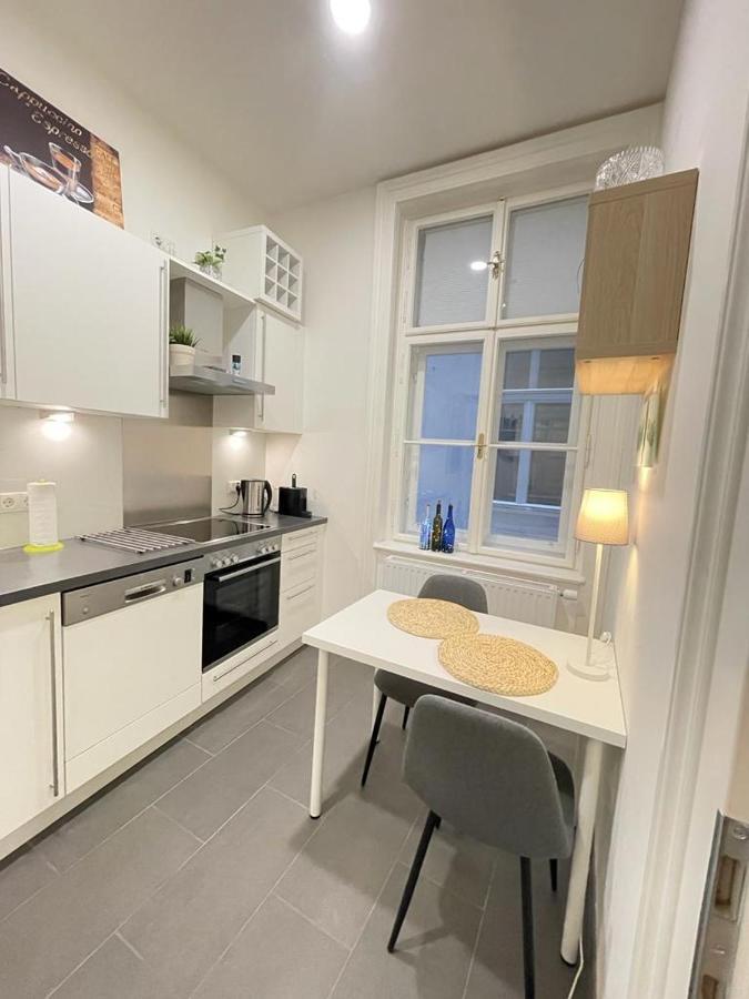 St Stephen'S Apartment Wien Eksteriør billede